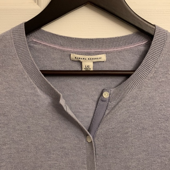 Banana Republic Mauve Cardigan - Picture 3 of 9